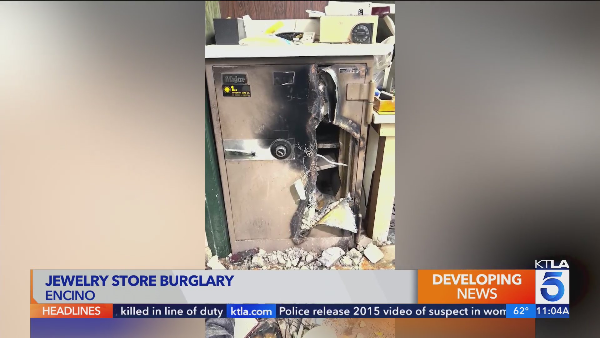 Blowtorch burglars hit another Southern California jewelry store – KTLA