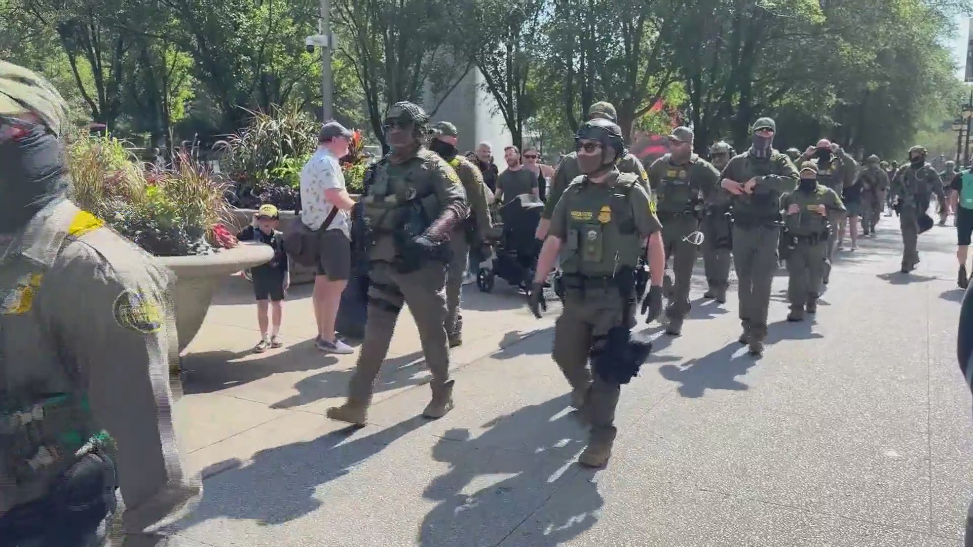 President Trump says he’ll send National Guard to Chicago, Illinois Gov ...