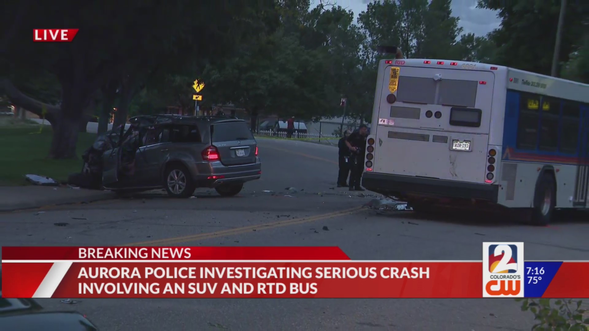 RTD bus involved in serious crash with SUV in Aurora – FOX31 Denver
