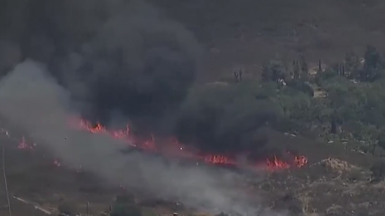 Steele Fire prompts evacuations - D1E18E57C58385B633896F7FE6BA7DA2 