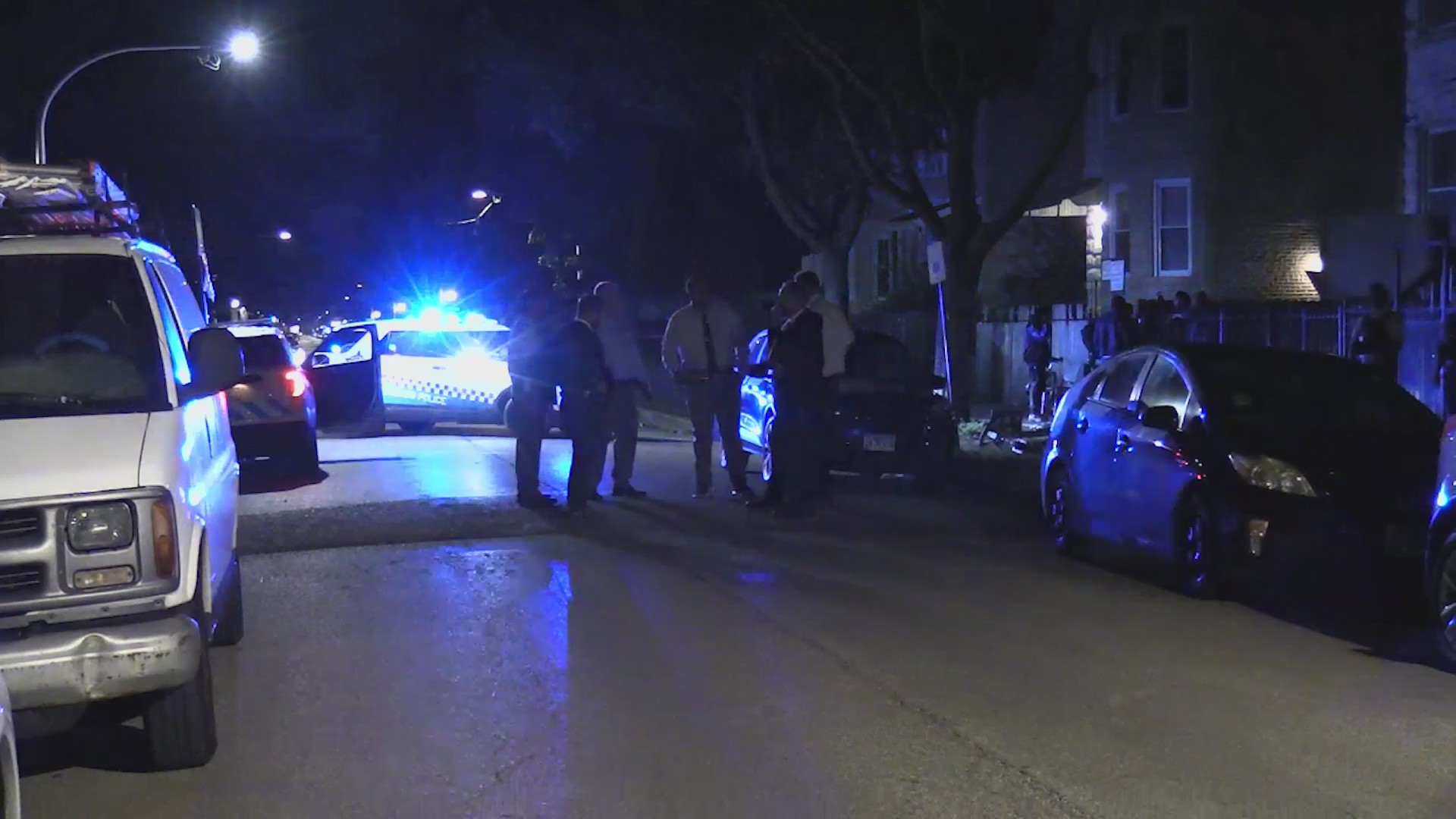 Man found shot to death on West Side overnight – WGN-TV