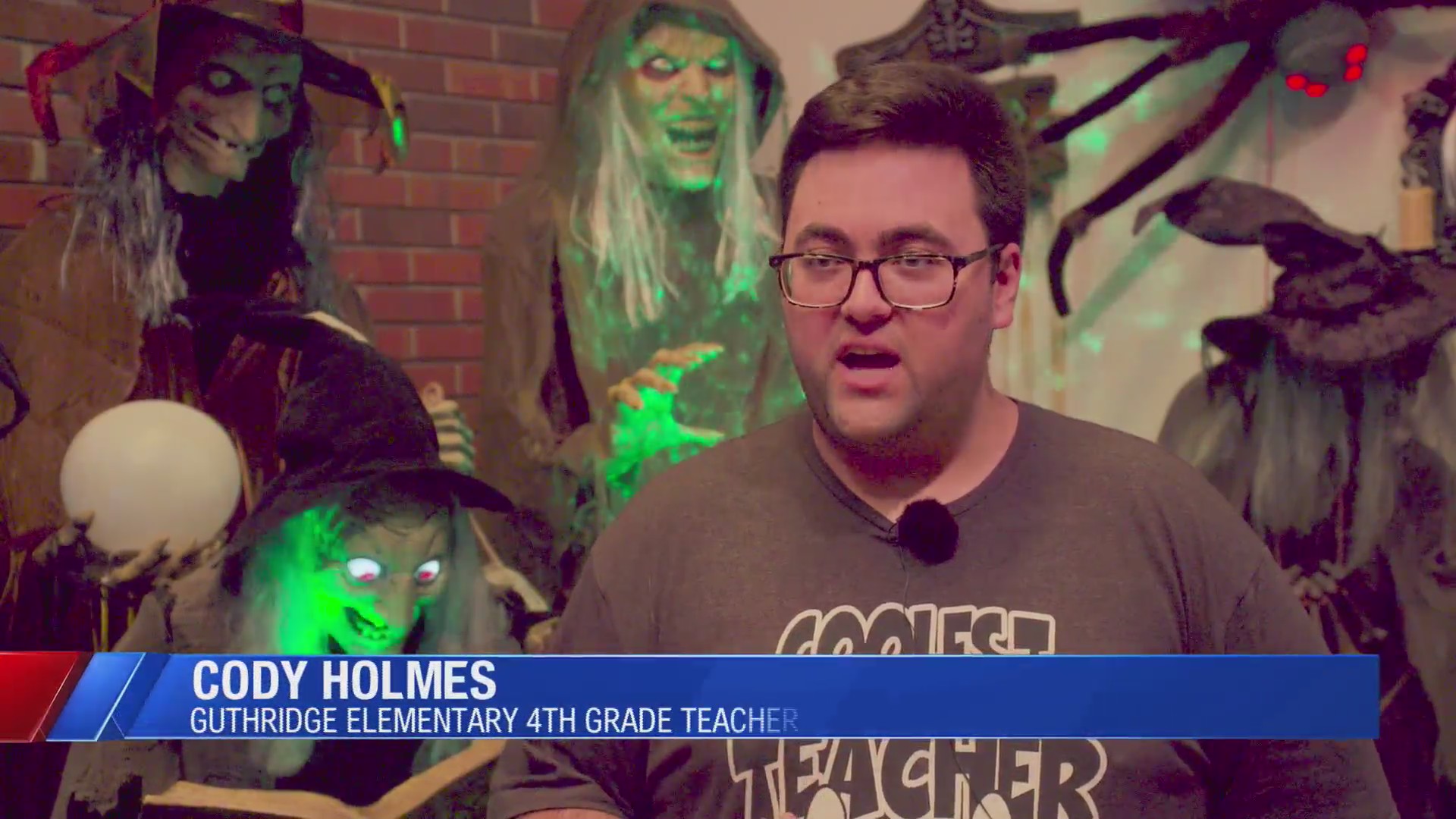 Parsons teacher brings back Halloween display for third year of