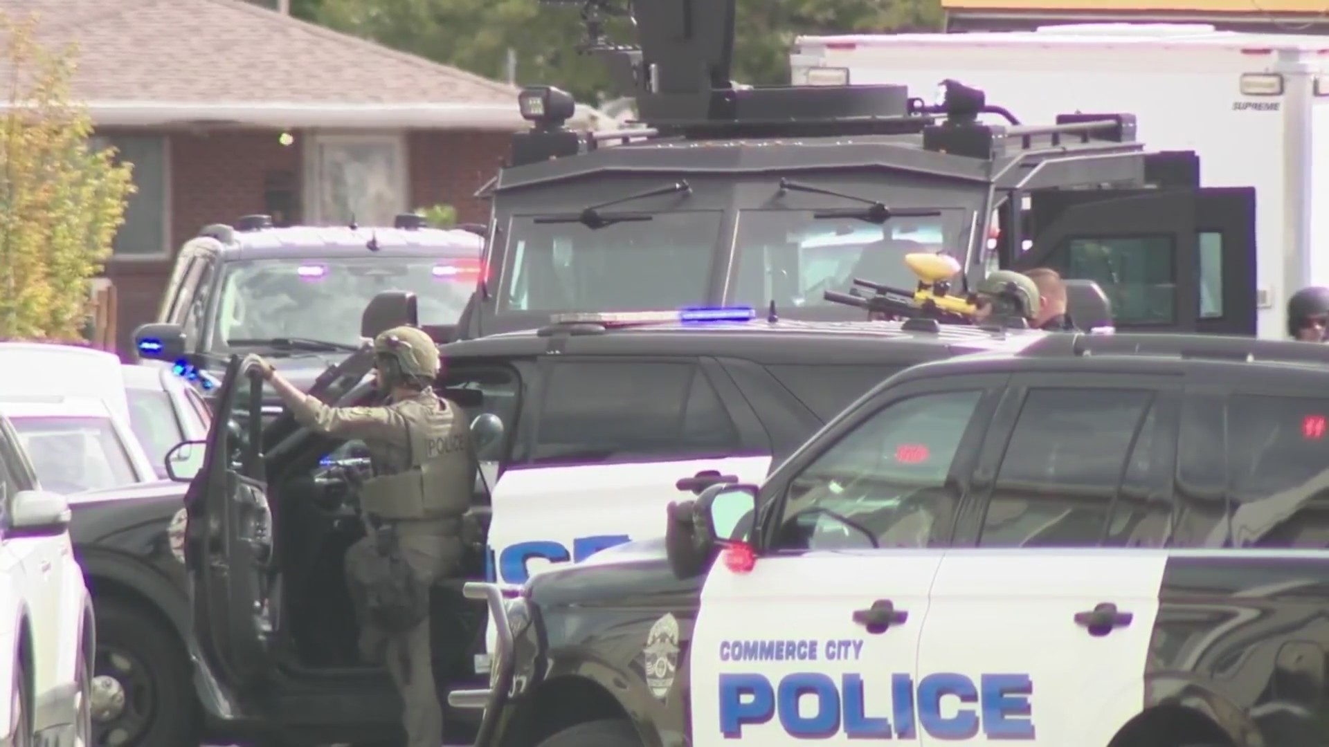Commerce City shelter-in-place lifted, suspect in custody – FOX31 Denver