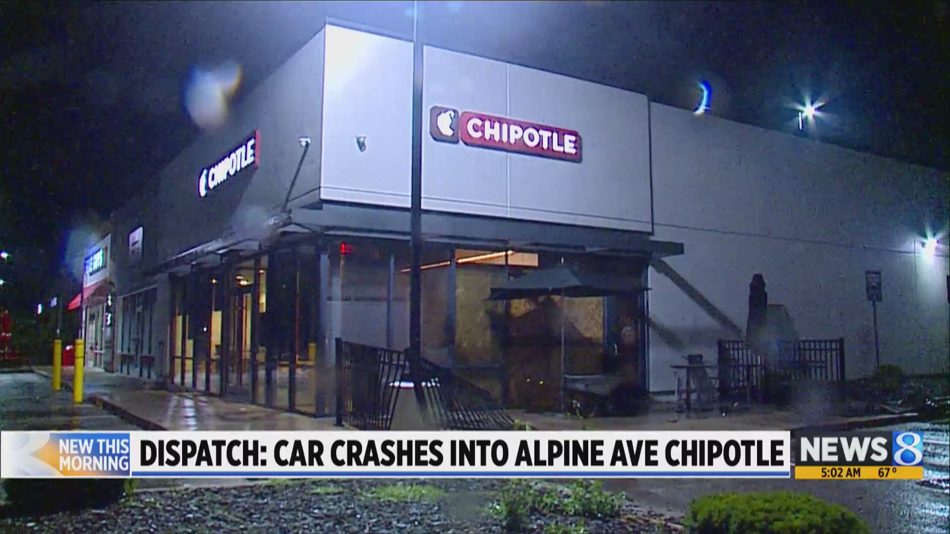 Dispatch: Car crashes into Walker Chipotle – WOODTV.com