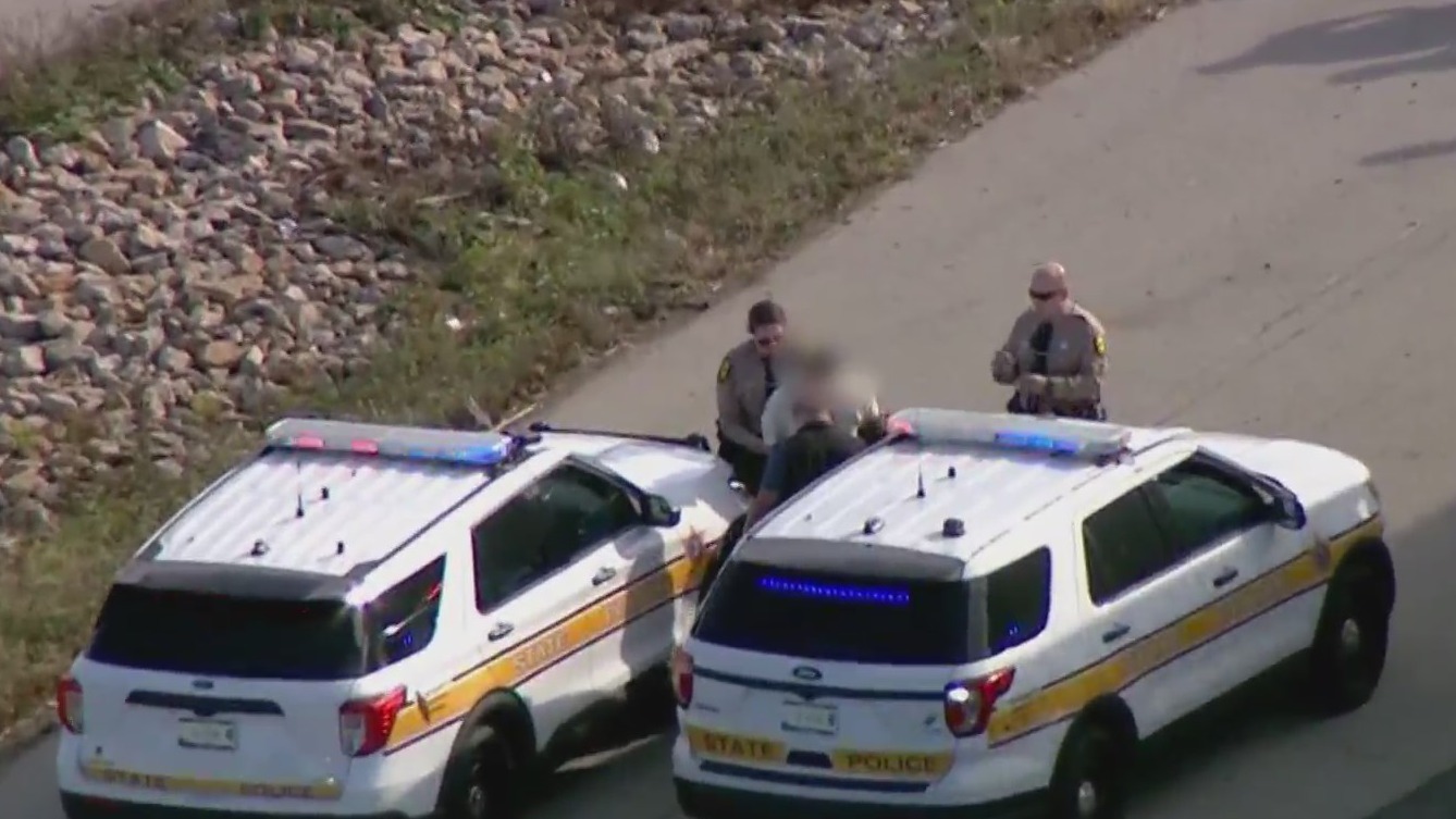 2 arrested after chase involving tow truck wanted for homicide in ...