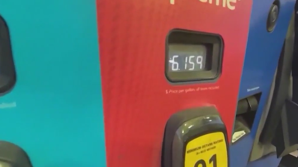 California gas tax will increase from 59.6 cents per gallon to 61.2 ...