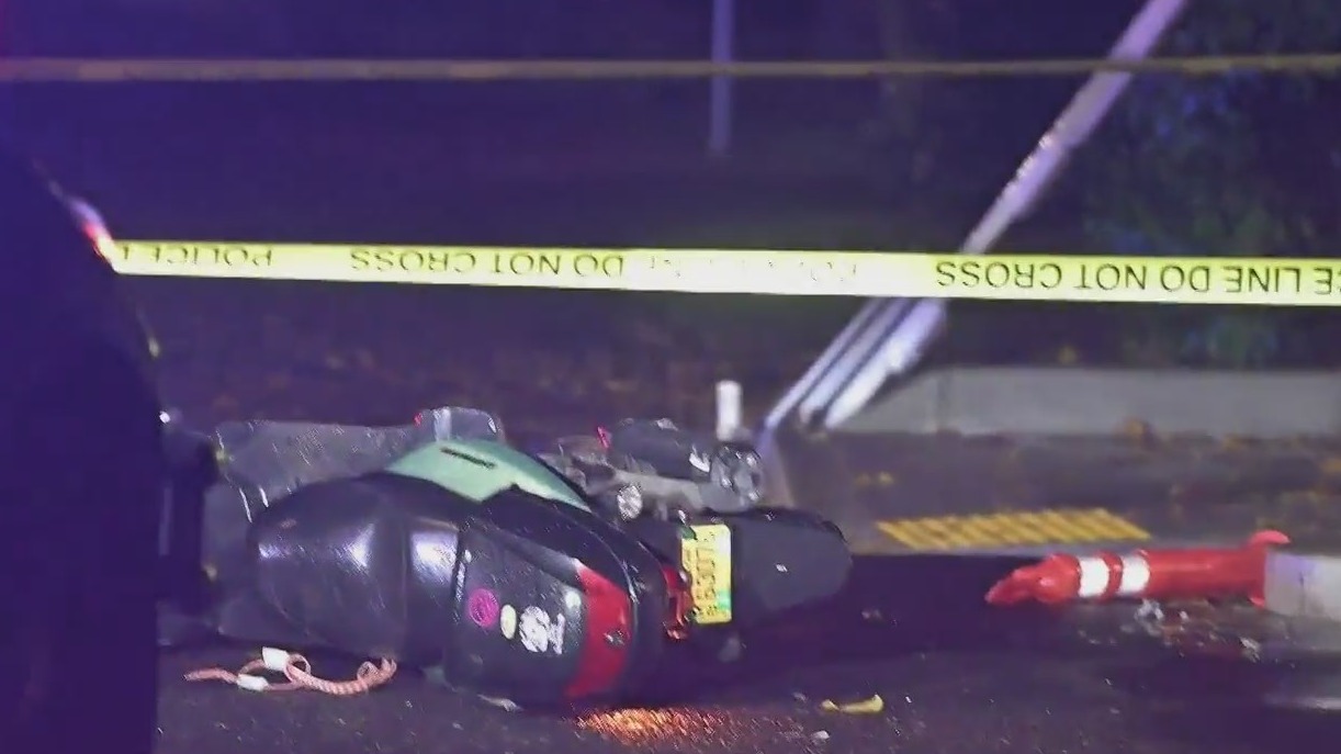 One dead after scooter crash in SE Portland – KOIN.com
