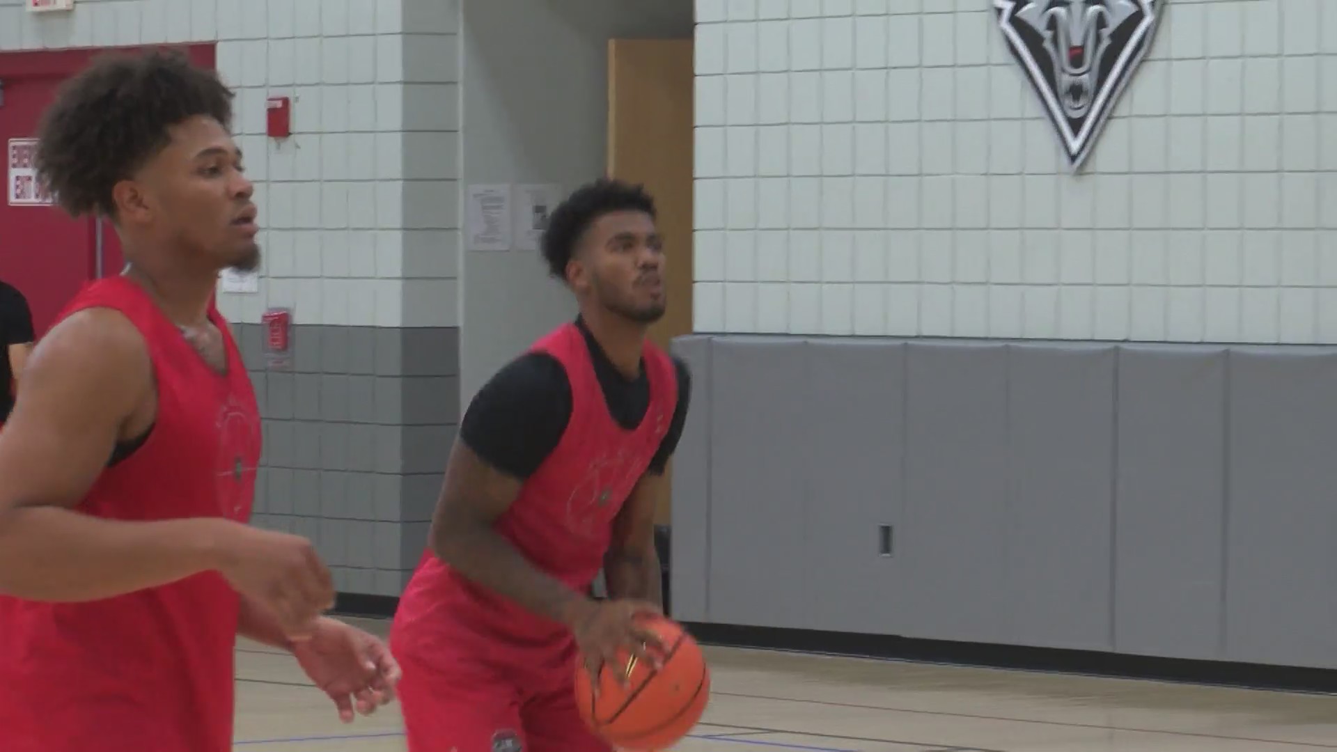 Lobo basketball leaning on another jump from Dent KRQE NEWS 13