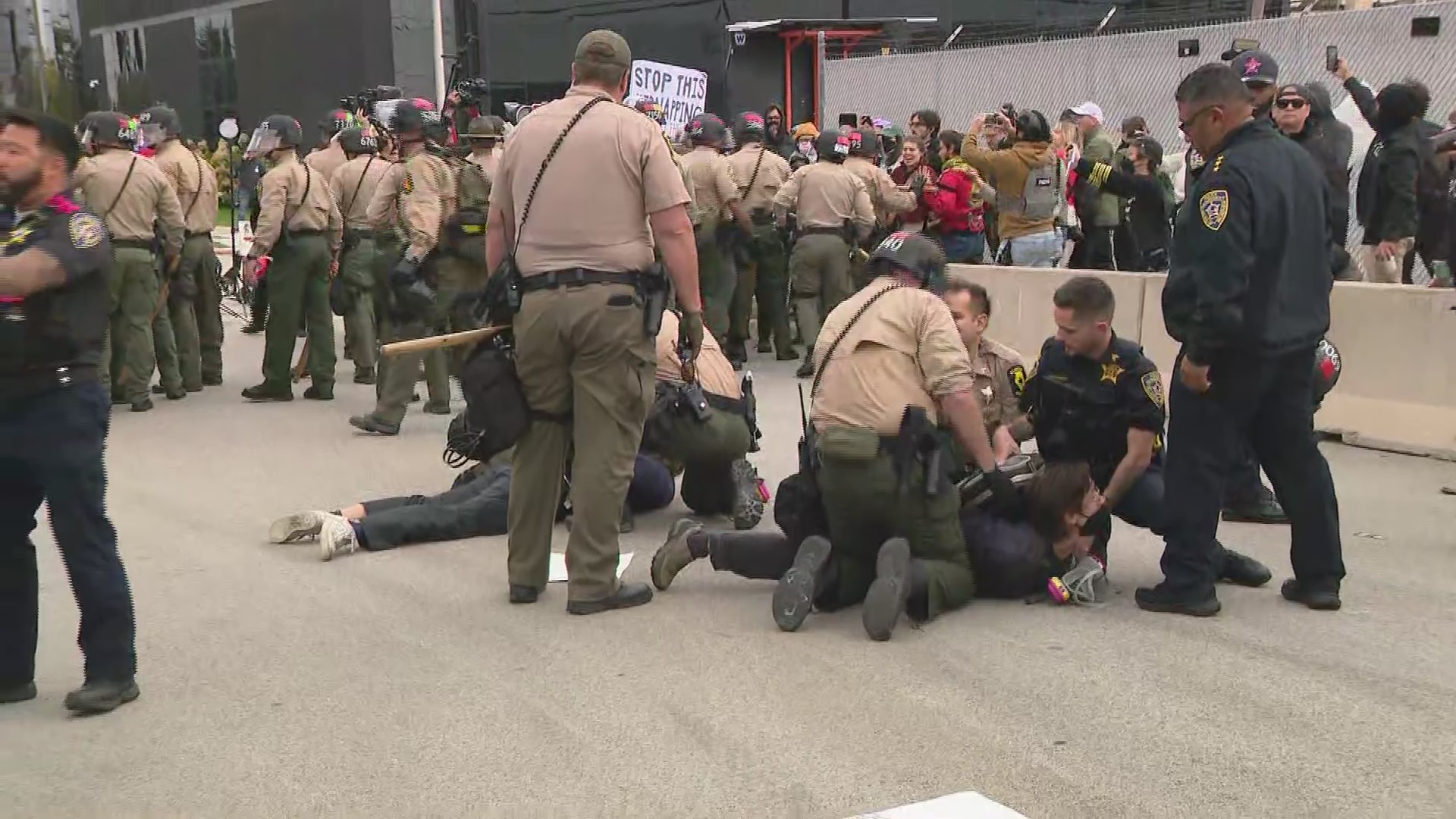 At least 2 detained as protesters demonstrate outside Broadview ICE ...
