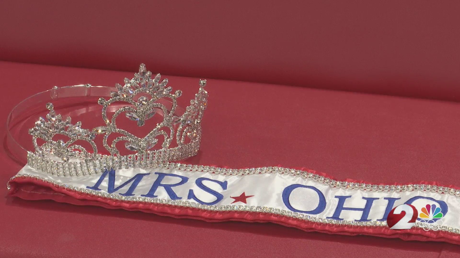 Middletown teacher takes home crown for Mrs. Ohio America – WDTN.com