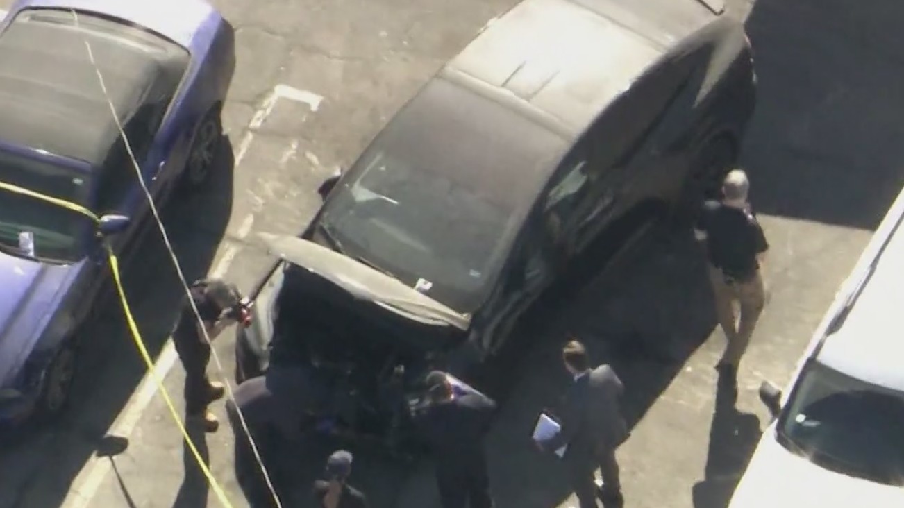 Body found in Tesla registered to singer d4vd: reports – KTLA