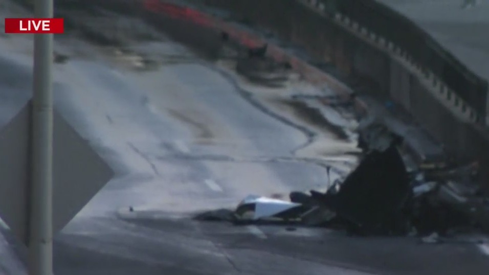 Driver killed after being thrown from car in FDR Drive crash: NYPD – PIX11