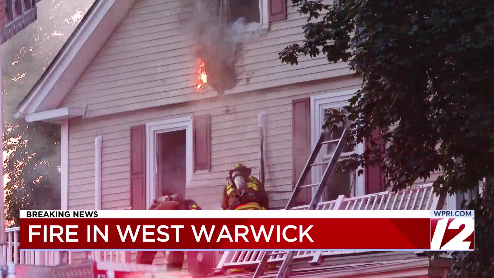 Crews battle fire in West Warwick – WPRI.com