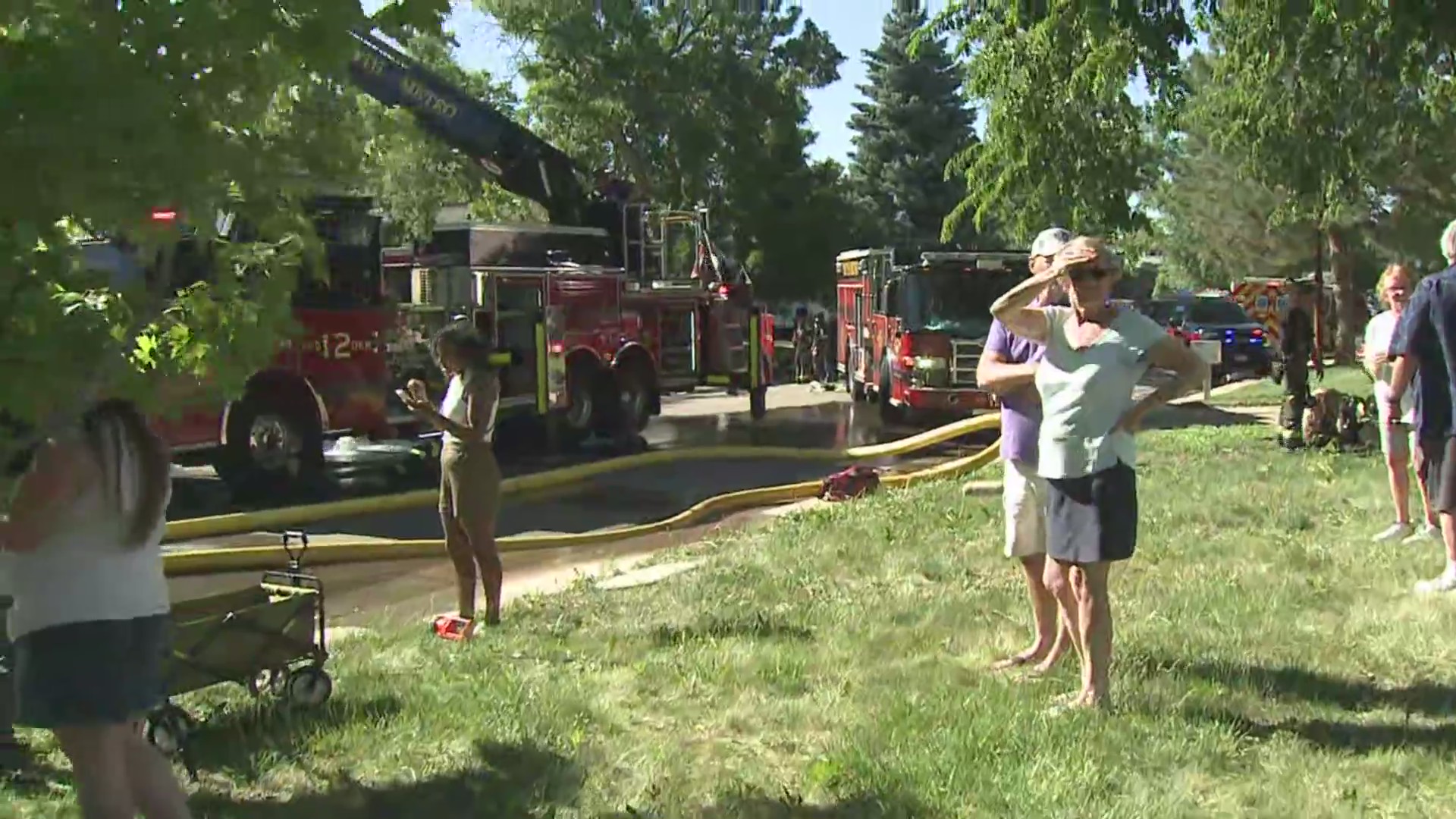 1 hurt, 2 homes damaged in Centennial fire – FOX31 Denver