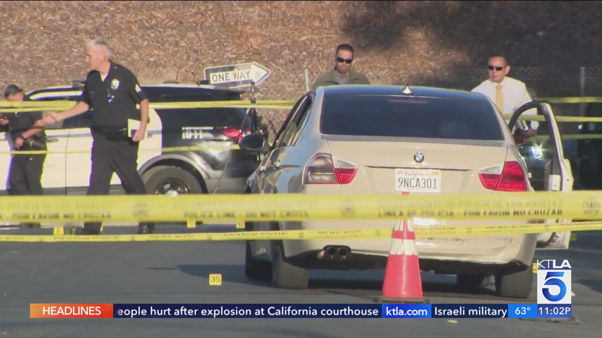 6 injured in South L.A. shooting; 3 suspects at large – KTLA