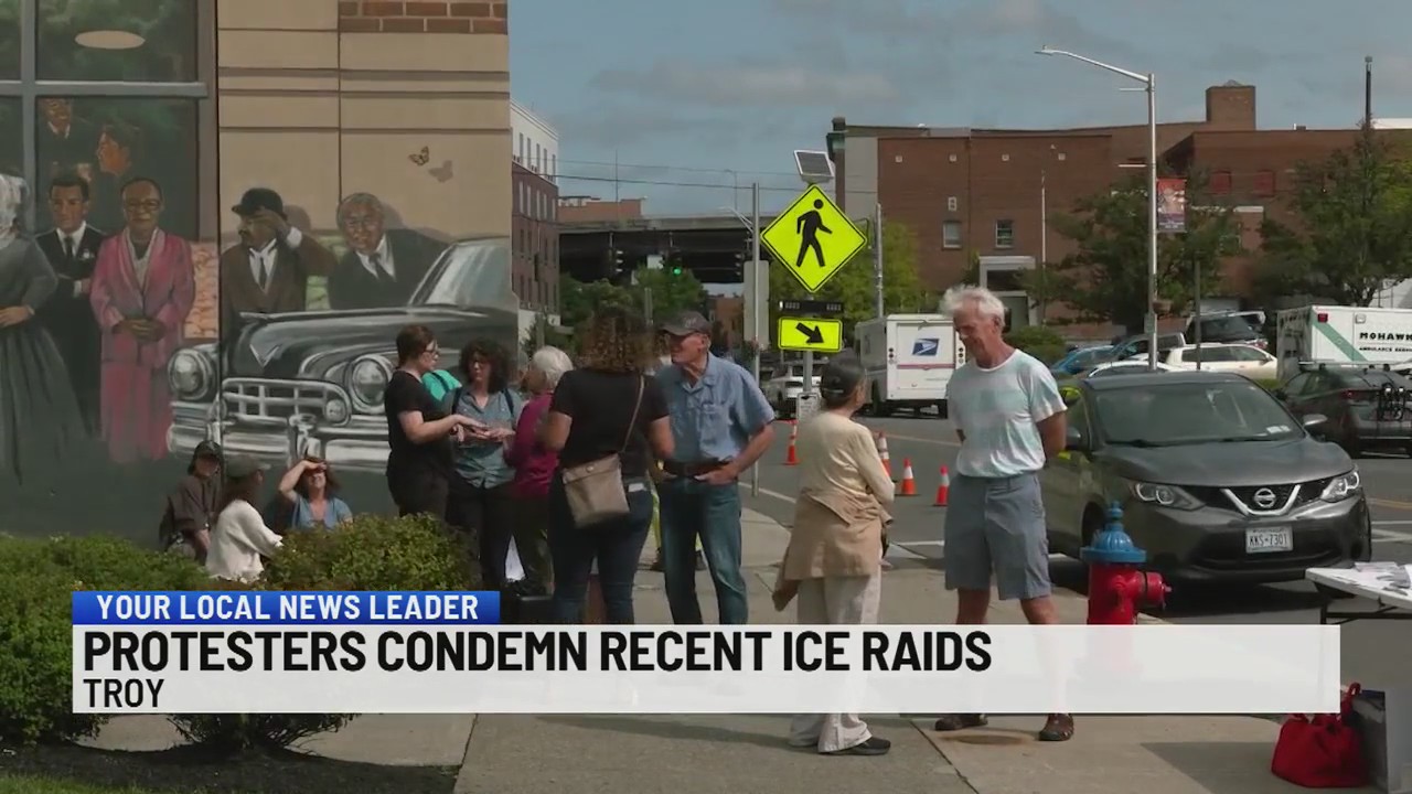 ICE protest outside Troy City Hall – NEWS10 ABC