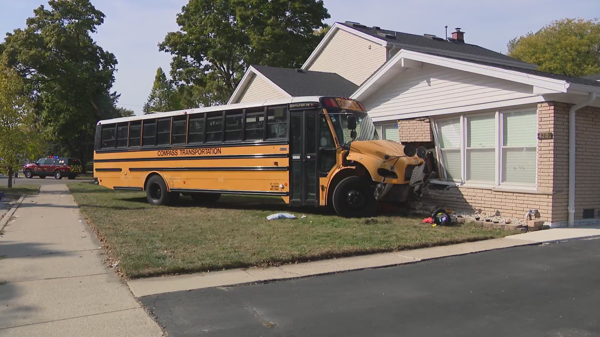 3 hospitalized after bus crashes into Skokie home – WGN-TV