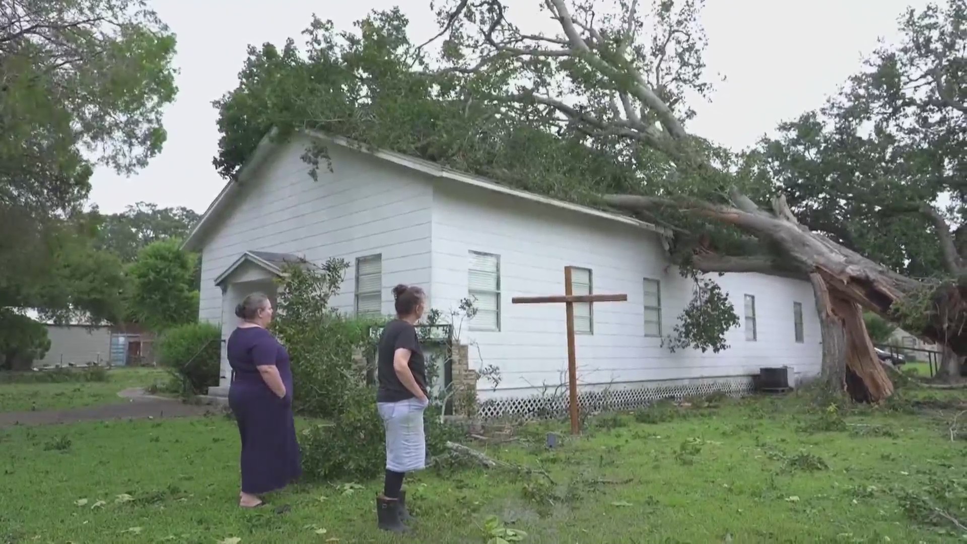 Beryl weakens to tropical depression after slamming into Texas as ...